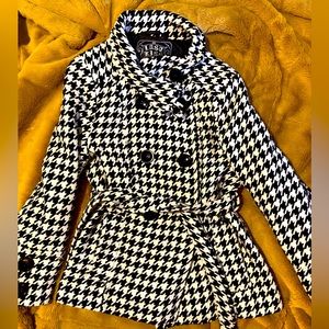 Houndstooth Peacoat 🖤🤍